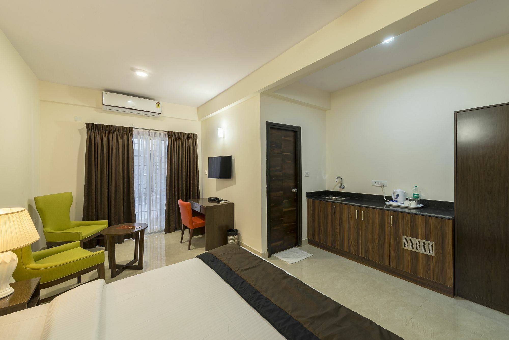 Daffodil Delight - Manyata Tech Park Otel Bangalore Dış mekan fotoğraf