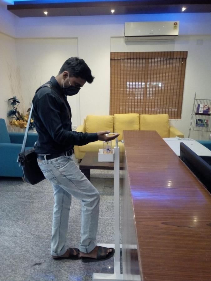 Daffodil Delight - Manyata Tech Park Otel Bangalore Dış mekan fotoğraf